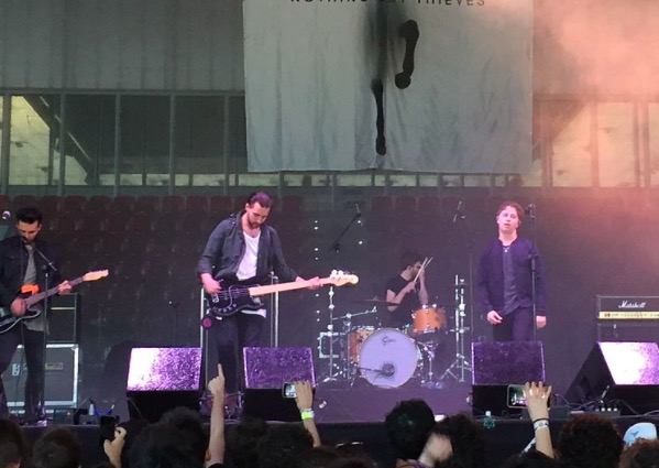Nothing But Thieves